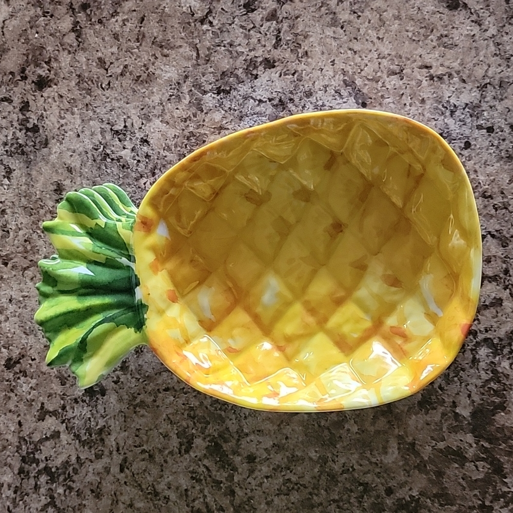 Serving bowl